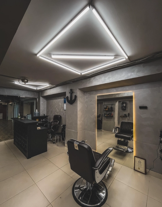 Барбершоп "Якорь".