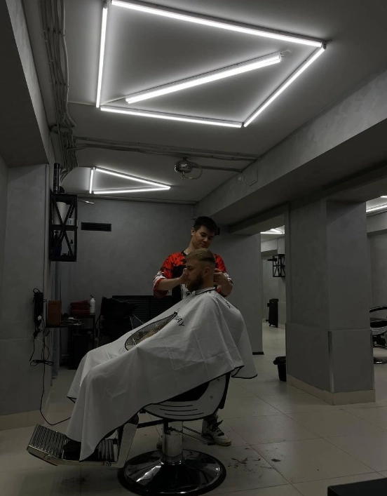 Барбершоп "Якорь".