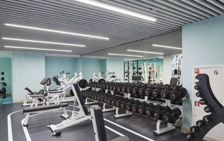 Фитнес-клуб Wtc fitness в Москве: Аквааэробика, Аэробика, Боевые искусства, Бодифлекс, Йога, Бассейн,