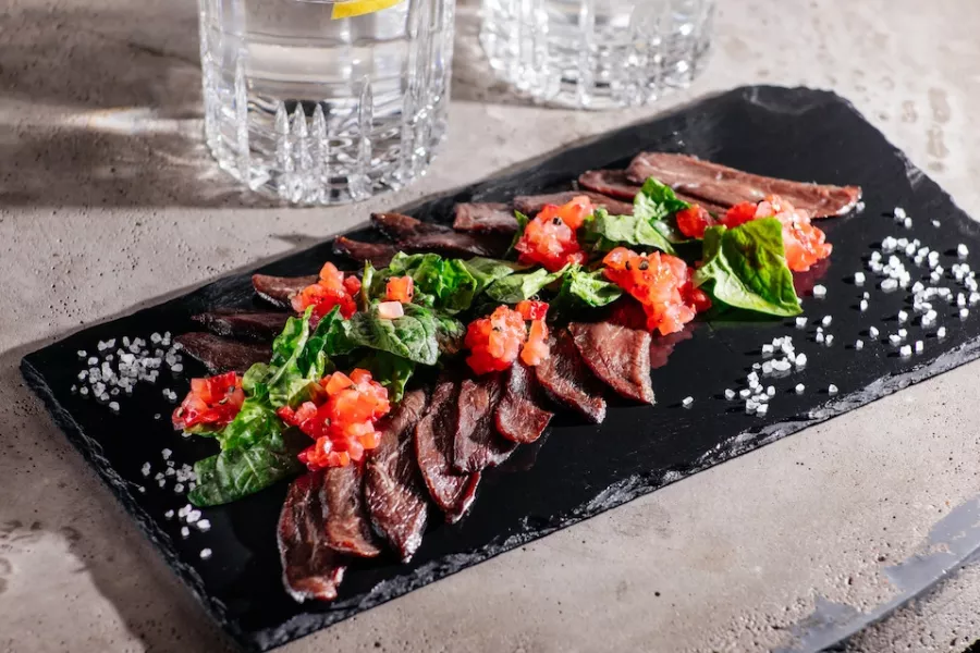 Бар Wine & Dine в Санкт-Петербурге: Лучшие вина, Вино, Ресторан, Италия, Джаз, Итальянская кухня, Романтическая обстановка,