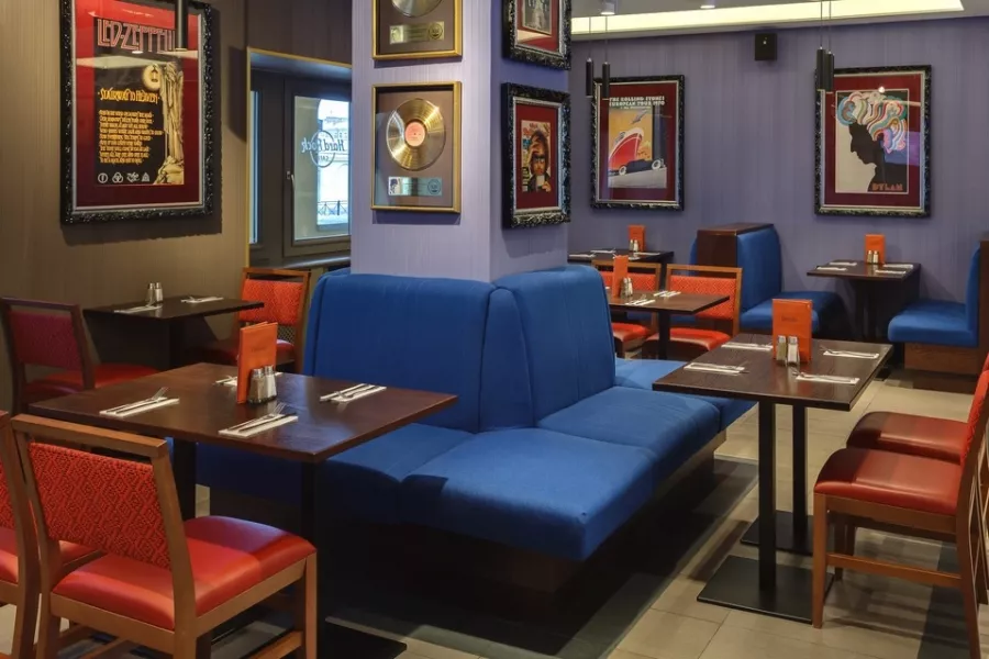 Кафе Hard Rock Cafe в Санкт-Петербурге: Музыкальное кафе, Европейская кухня, Мексиканские блюда, Вегетарианское меню, Компания друзей, Вкусный вечер, Хорошая музыка, Американская кухня,