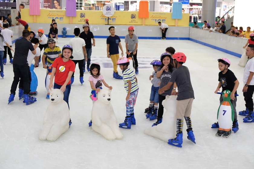 Каток All Star Skating Club в Пекине: Развлечения, Торговый центр,