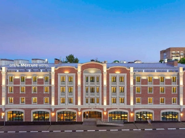 Отель Mercure Nizhny Novgorod Center в Нижнем Новгороде: конференс-зал, люкс, парковка, бизнес-центр, Тренажерный зал, Отель,