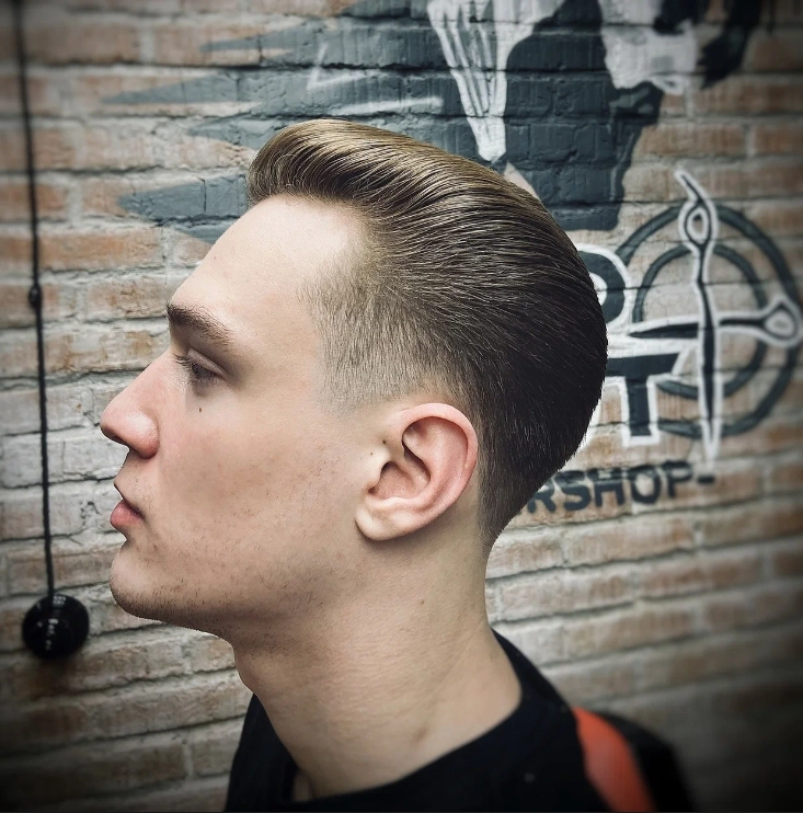 Барбершоп HEADSHOT в Москве: Стрижка, Борода, Камуфляж седины, Воск,