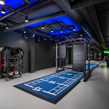 Фитнес-клуб Emerald Gym в Геленджике: Аэробика, Следить за здоровьем, Для Всей Семьи, Спорт-Бар, Бассейн,