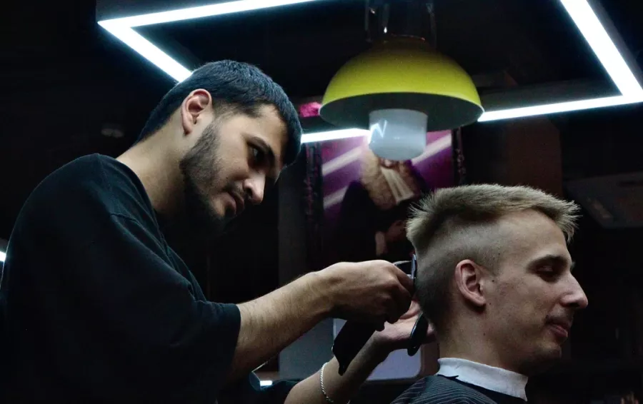 Барбершоп BETONE в Москве: Стрижка, Борода, Бритье, Красота,