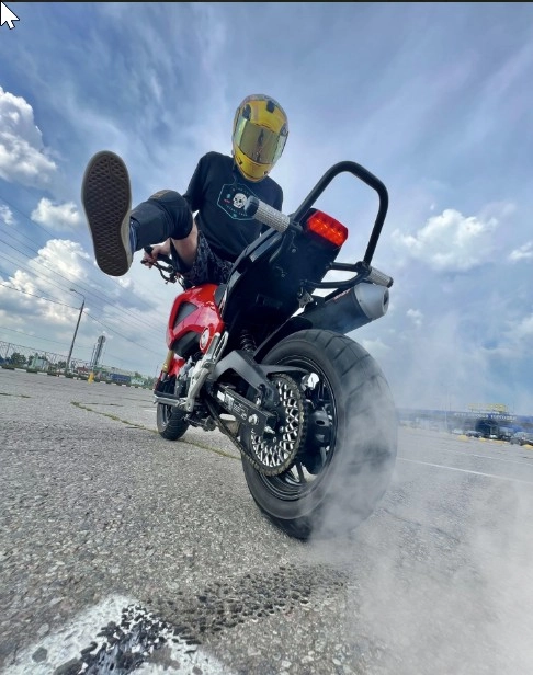 Магазин мотоэкипировки "Партнер-Мото".