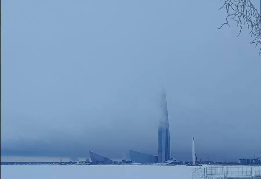 Открытый каток Каток у Флагштока в Санкт-Петербурге: Каток, Лед, Прокат коньков, Катание на коньках, Развиваться,