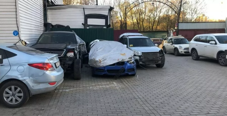 Авторемонт и техобслуживание (СТО) АВТОЛЕГЕНД в Москве: Авторемонт и техобслуживание, Ремонт стартеров и генераторов, Ремонт ходовой части автомобиля, Сезонное хранение, Ремонт порезов, Ошиповка шин, Правка / Прокатка дисков,