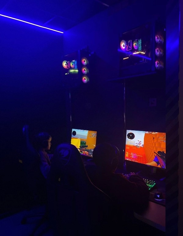 Компьютерный клуб Imperium cyber сlub в Динской в Краснодаре: Чилим, Для души, Киберспорт, ПК, Dota, CS:GO, Компьютерный клуб, Круглосуточно,