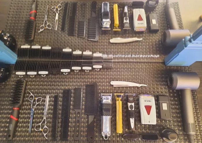 Барбершоп "MadHead".