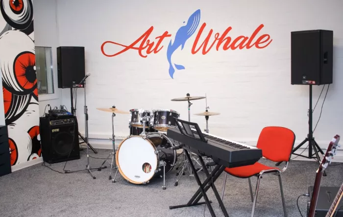 Музыкальная школа для взрослых и детей ArtWhale  в  Москве