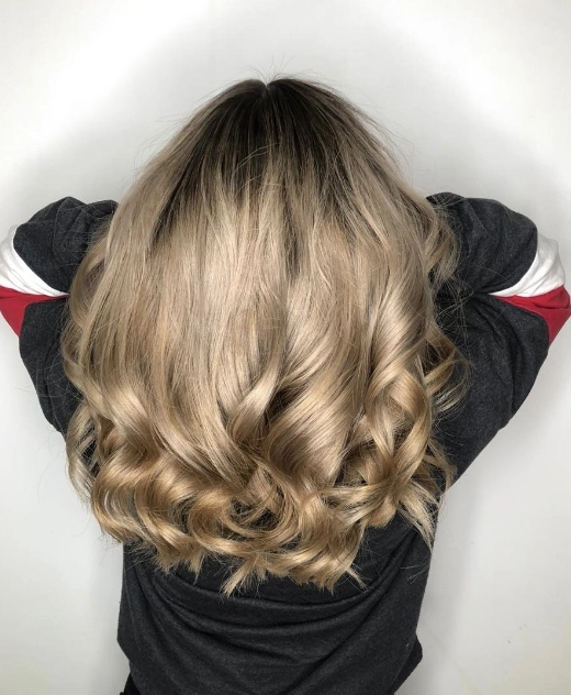 Салон красоты Beauty studio Elena Khachatryan в Москве: Ногти, Маникюр, Брови, Макияж, Косметология, Пилинг, Депиляция,
