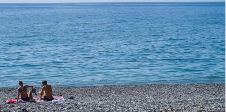 Дикий пляж Восход в Сочи: Дикий пляж, Кемперский берег, Пляжи Сочи , На Море, Черное Море,