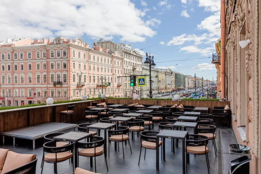 Бар Commode в Санкт-Петербурге: Клуб, Танцы, Веселье, Вечеринки, Друзья, Живая музыка,