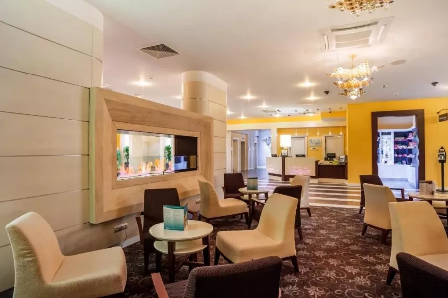 Отель Hilton Garden Inn Krasnodar 4* в Краснодаре: Отель, Номера, СПА-центр, Ресторан, Завтраки, Конференц-зал, Центр города,