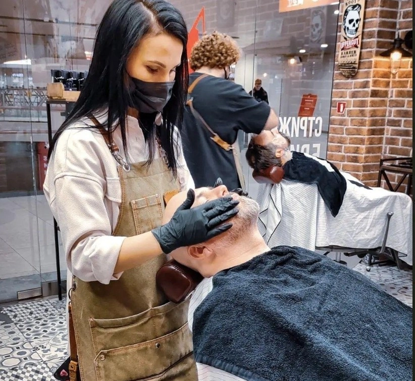 Барбершоп AMIGOS Barbershop в Санкт-Петербурге: Детская стрижка, Бритье, Стайлинг, Причёски,