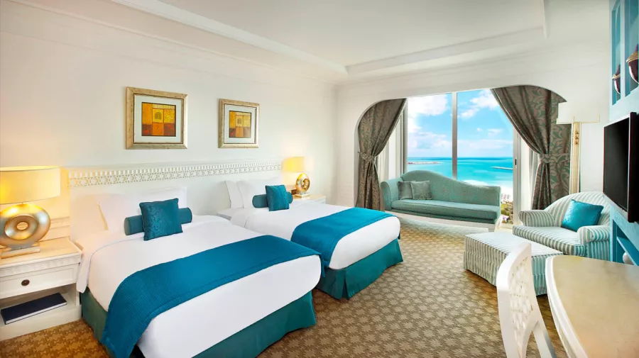 Отель Habtoor Grand Resort, Autograph Collection5* в Дубаи: Тренажерный зал , Аквапарк , Отель 5*, Частный пляж , Спа-салон , Бассейн, Конференц-зал,