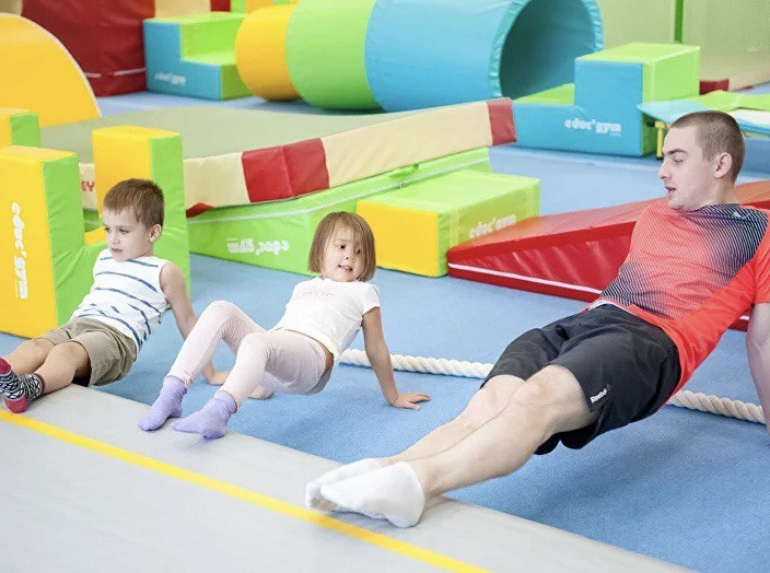 Детский гимнастический центр Gymkids на Стасова в Краснодаре: Детский центр, Детский клуб, Фитнес для детей, Гимнастика, Развиваться, Развлечения, Веселье, Дети, Обучение, Развитие, Детский спорт,