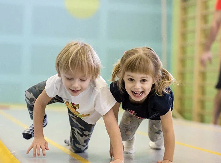 Детский гимнастический центр Gymkids на Стасова в Краснодаре: Детский центр, Детский клуб, Фитнес для детей, Гимнастика, Развиваться, Развлечения, Веселье, Дети, Обучение, Развитие, Детский спорт,