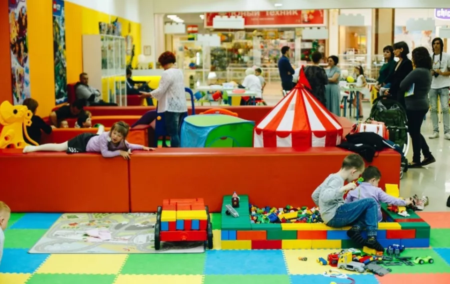 Развлекательный LEGO центр iQube на Дзержинского в Краснодаре: Дети, Развлечение, Веселье, LEGO, LEGO-центр, Чилим,