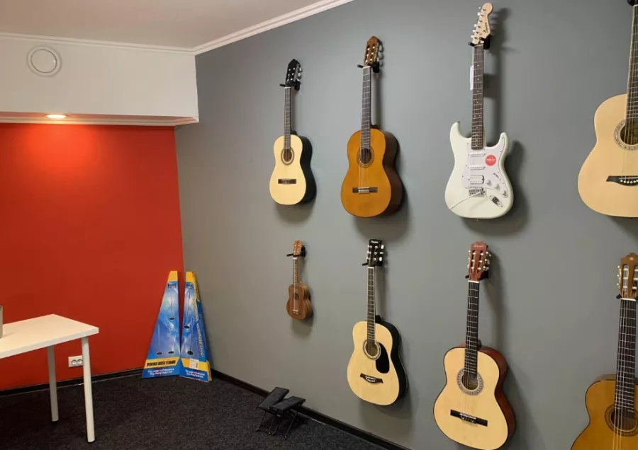Музыкальная школа Music star в Москве: Гитара, Фортепиано, Барабан, Саксофон, Вокал,