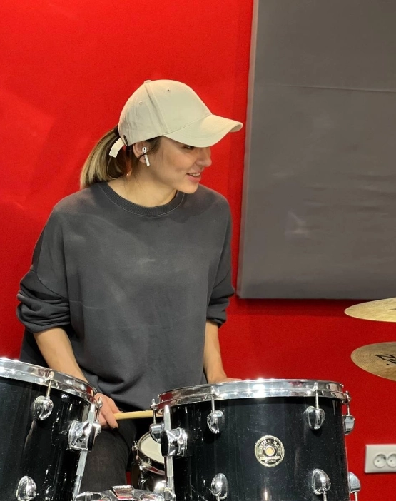 Музыкальная школа Music star в Москве: Гитара, Фортепиано, Барабан, Саксофон, Вокал,