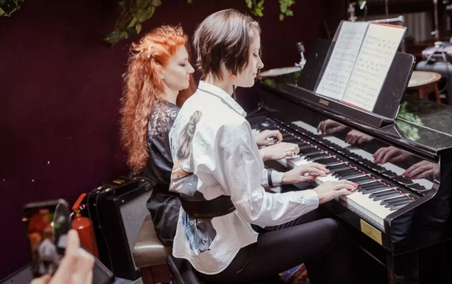 Школа музыки Music Community в Москве: Вокал, Гитара, Фортепиано,