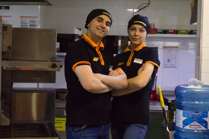 Пиццерия "Додо Пицца".