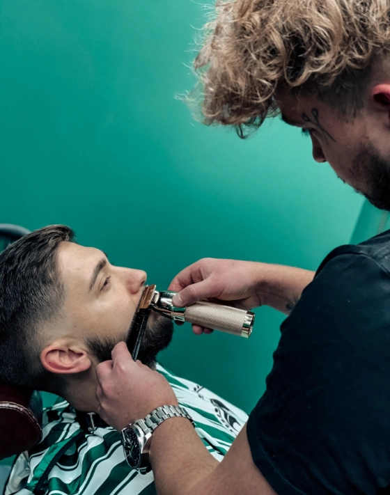 Барбершоп Wildman в Москве: Коррекция, Стрижка, Бритье, Борода, Красота,