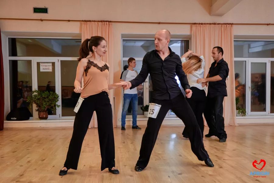 Школа танцев Априори в Владивостоке: Школа танцев, Social dance,