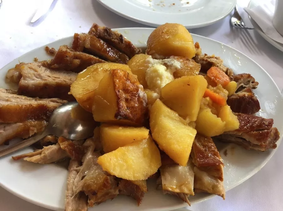 Restoran Durmitor в Белграде: Ресторан, Вкусно, Чилим, Покушать,