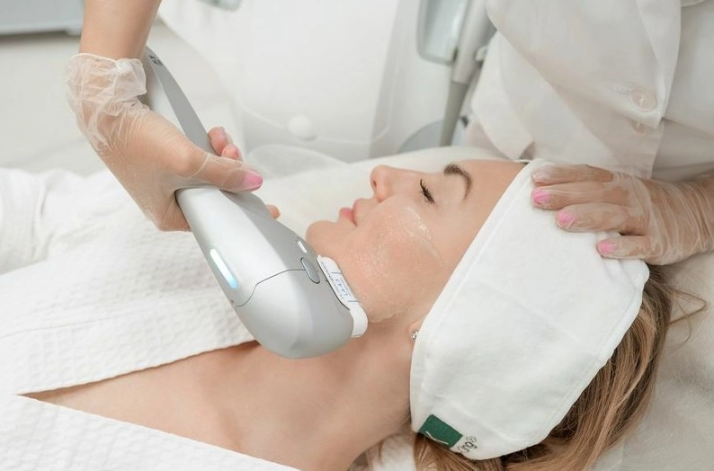 Центр современной косметологии Diveo laser&cosmetology в Санкт-Петербурге: Косметолог, Визажист, Лазер, Ногти, Парикмахер, Красота,