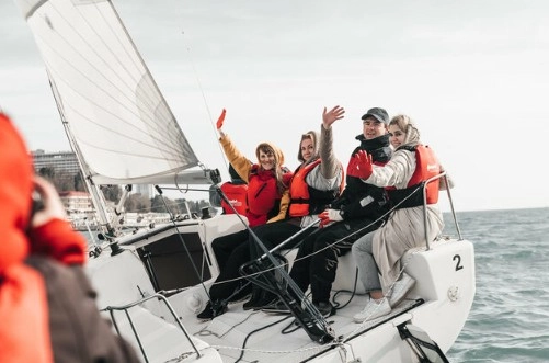 Yacht Russia Sailing Academy в Сочи: Яхтинг, Парусный клуб, Яхт школа , Прокат , Регата , Корпаративный отдых ,