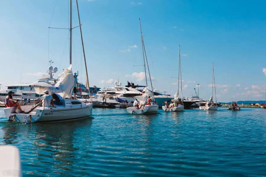Yacht Russia Sailing Academy в Сочи: Яхтинг, Парусный клуб, Яхт школа , Прокат , Регата , Корпаративный отдых ,