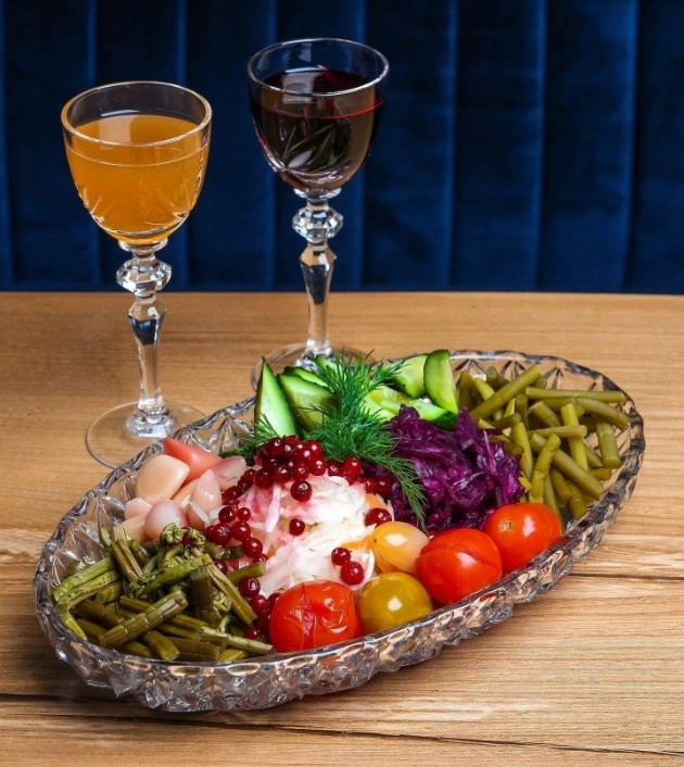 Ресторан СибирьСибирь в Москве: Русская кухня, Кафе, Проведение банкетов, Заказ навынос, Детское меню,