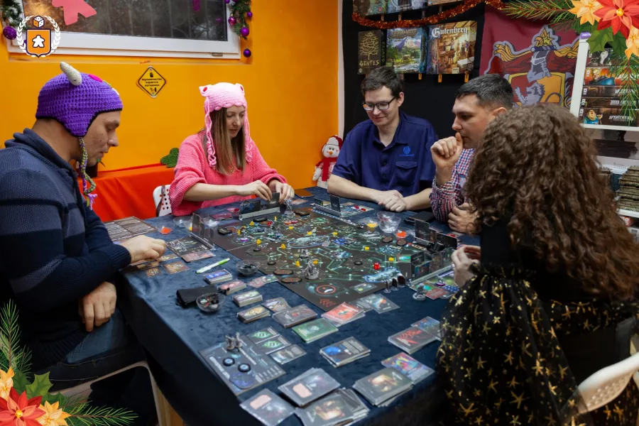 Клуб настольных игр Кубик в Краснодаре: Настольные игры, Чилим, Компания, Дружба, Games, Для души, Развлечение,