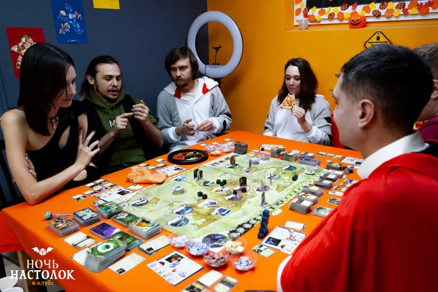 Клуб настольных игр Кубик в Краснодаре: Настольные игры, Чилим, Компания, Дружба, Games, Для души, Развлечение,