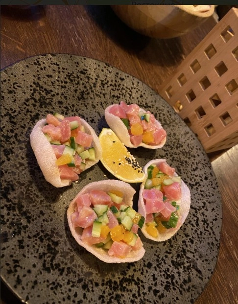 Городское кафе BBQ Kitchen в Москве: Кафе, Быстрое питание, Вкусно, Открытый огонь,