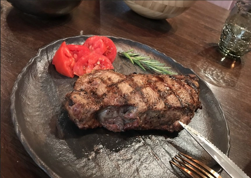 Городское кафе BBQ Kitchen в Москве: Кафе, Быстрое питание, Вкусно, Открытый огонь,