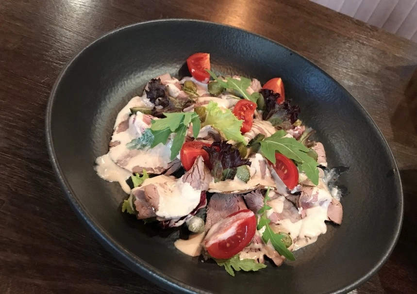 Городское кафе BBQ Kitchen в Москве: Кафе, Быстрое питание, Вкусно, Открытый огонь,