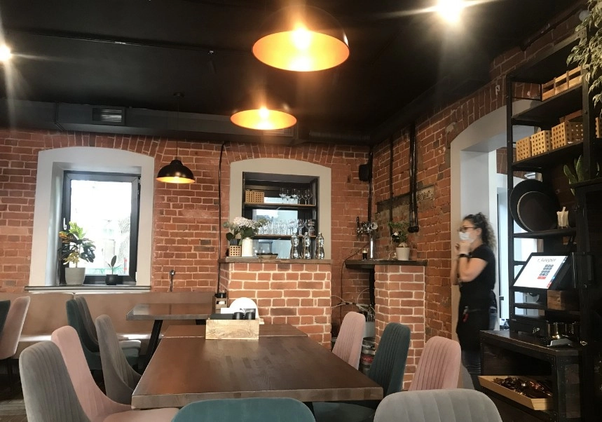 Городское кафе BBQ Kitchen в Москве: Кафе, Быстрое питание, Вкусно, Открытый огонь,