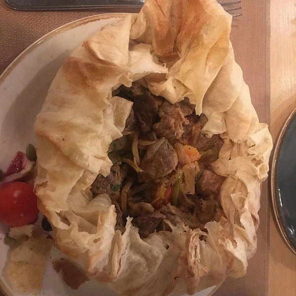 Ресторан армянской кухни Lavash Restaurant (Լավաշ ռեստորան) в Ереване: терраса, национальные рецепты, Армянская кухня, Еда навынос,