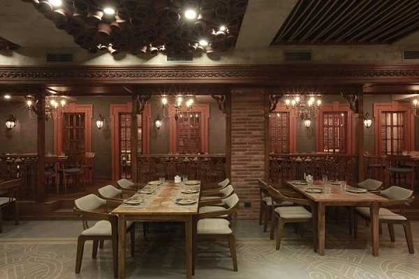 Ресторан армянской кухни Ararat Tavern (Արարատ պանդոկ) в Ереване: национальные рецепты, грузинская кухня, армянский интерьер, семейный ужин, кавказские приправы, Армянская кухня,