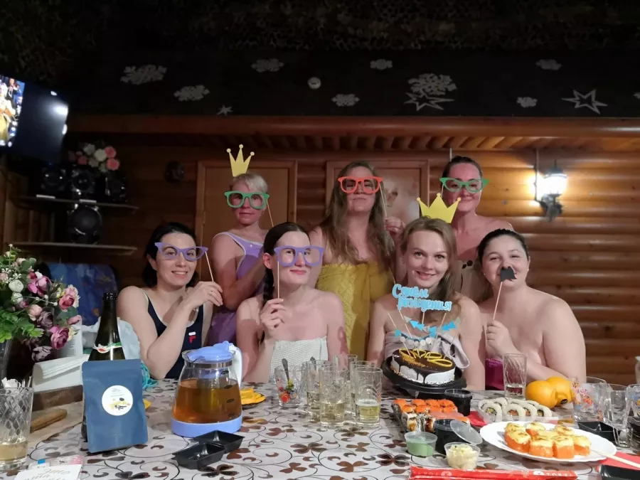 Баня Хуторок в Владивостоке: Русская баня, Караоке, Бассейн, Bathhouse, Swimming pool,