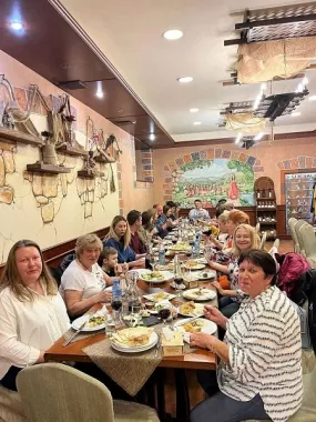Ресторан "Гата Таверна" (Գաթա Պանդոկ).