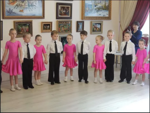 Детский образовательный центр "Ёлочка"