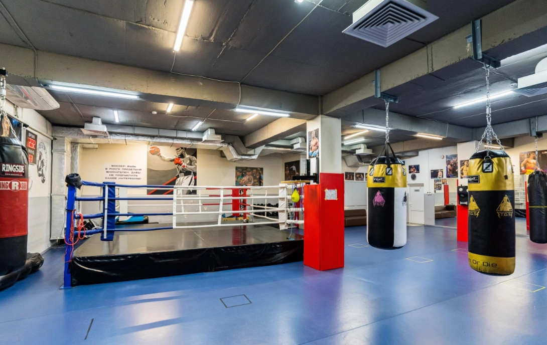 Спортзал «FF Gym»