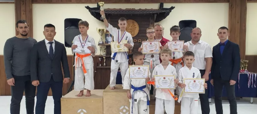 Спортивный клуб Самурай в Новороссийске: Развитие, Каратэ, Фитнес,