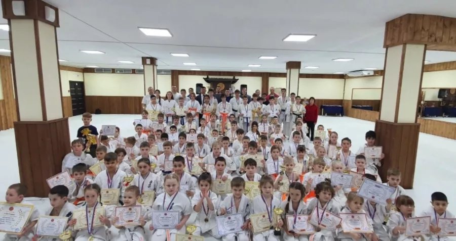 Спортивный клуб Самурай в Новороссийске: Развитие, Каратэ, Фитнес,